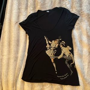 Cute Black Tshirt w Circus 🎪 Design sz Small